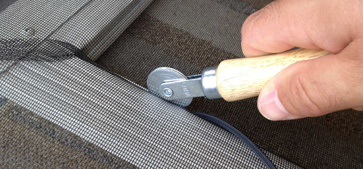 metal screen door repair in Exeter